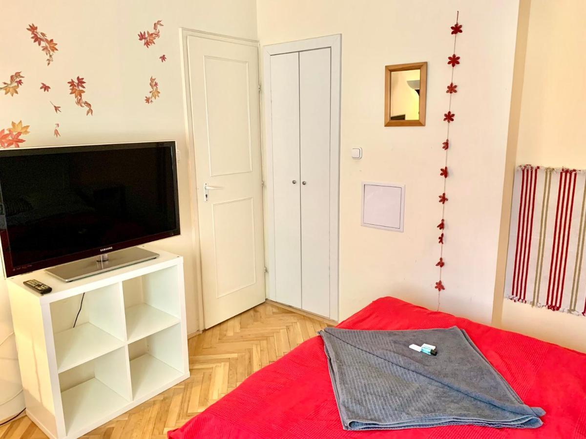 Jazzy Vibes Parliament Rooms And Ensuites Budapest Bagian luar foto